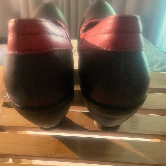 FLY London (Euro 38, US 7.5) Retro Women's Brown & Pink Cone Heel Leather Pumps - Picture 6 of 12